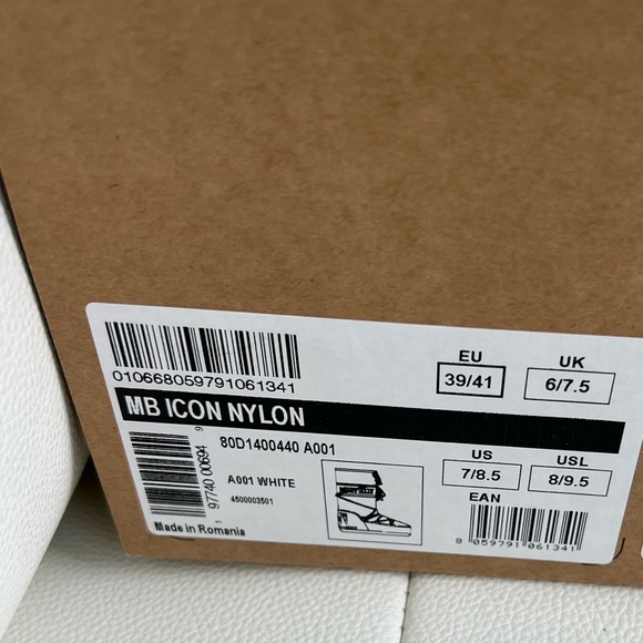Moon Boot Icon White Snow Boots Size Eu 39/41 US 7/8,5 New NWT - Picture 9 of 9